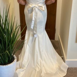Mermaid style wedding gown